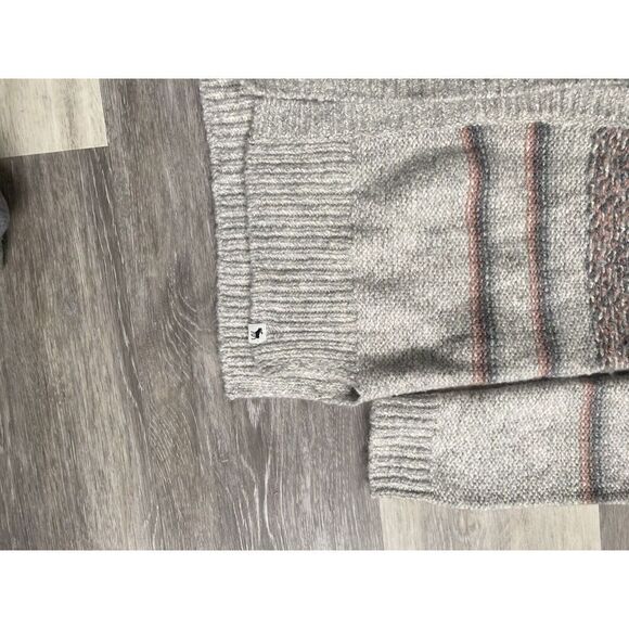 Abercrombie Kids Soft White Knit Long Sleeve Cardigan With   Hood 11/12 girls - Picture 6 of 8